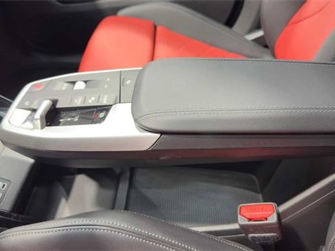 Used 2025 BMW X1 xDrive28i image 27