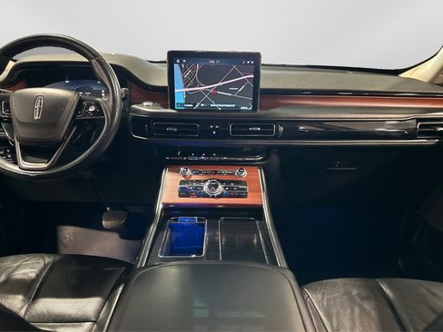 Used 2021 Lincoln Aviator Reserve image 23