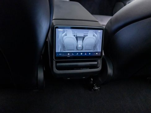 Used 2024 Tesla Model 3 Long Range AWD/4WD image 18