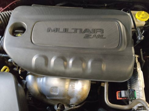 Used 2021 Jeep Cherokee Latitude w/ Mobile Office Group image 30