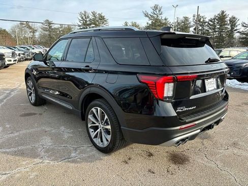 Used 2025 Ford Explorer Platinum w/ Ultimate Package image 5