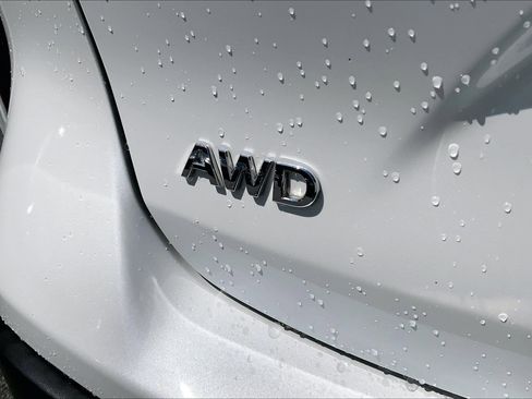 Used 2023 INFINITI QX50 Luxe AWD/4WD image 16