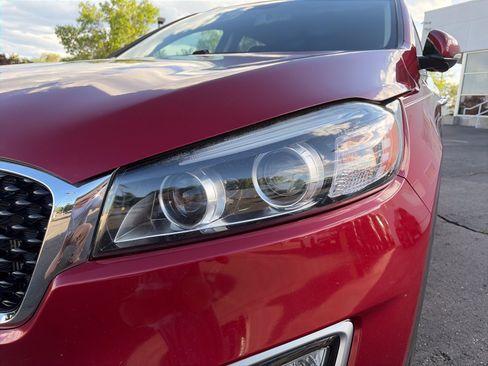 Used 2017 Kia Sorento EX w/ EX Premium Package FWD image 9