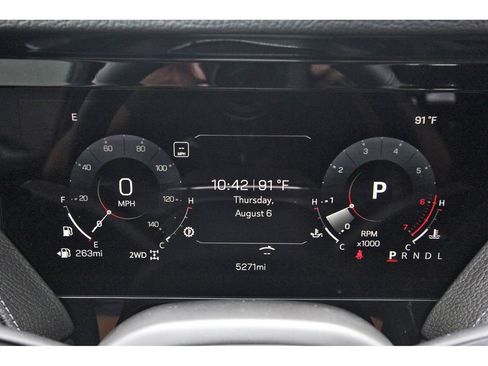 Used 2026 GMC Yukon XL Denali w/ Sun & Power Step Package AWD/4WD image 15