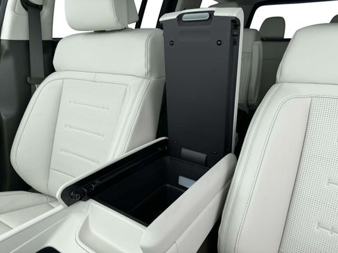 New 2025 Hyundai Santa Fe Calligraphy image 18