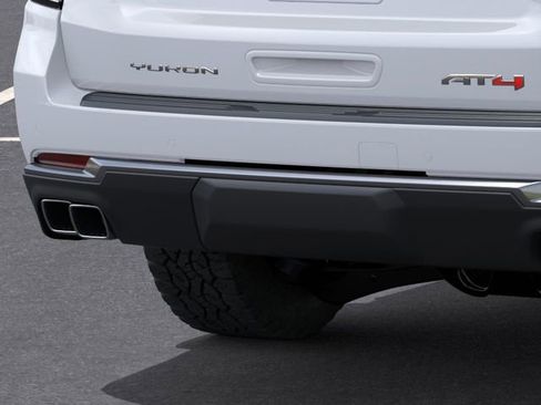 New 2026 GMC Yukon AT4 AWD/4WD image 14
