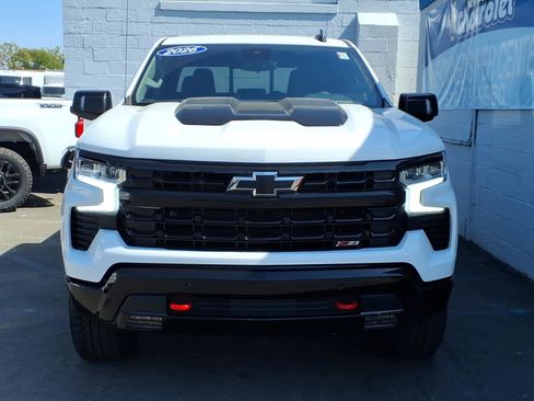 Used 2026 Chevrolet Silverado 1500 LT Trail Boss w/ LT Trail Boss Premium Package AWD/4WD image 2
