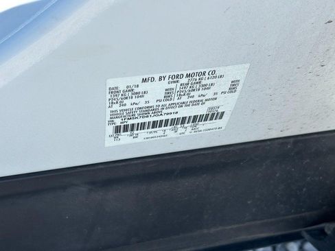 Used 2018 Ford Explorer XLT FWD image 26