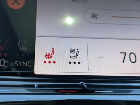 New 2026 Volkswagen Atlas Peak Edition AWD/4WD image 25
