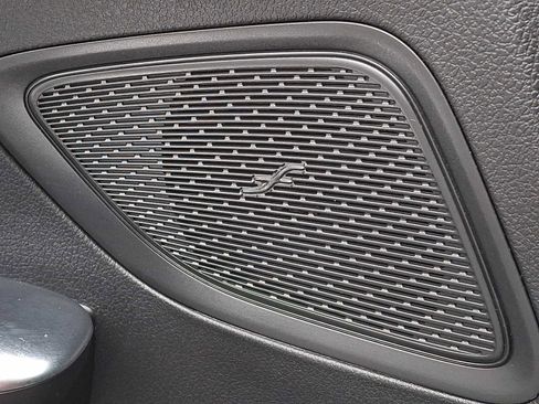 Used 2023 Mercedes-Benz C 300 C 300 image 21