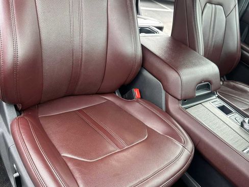 Used 2024 Ford Expedition Limited image 14