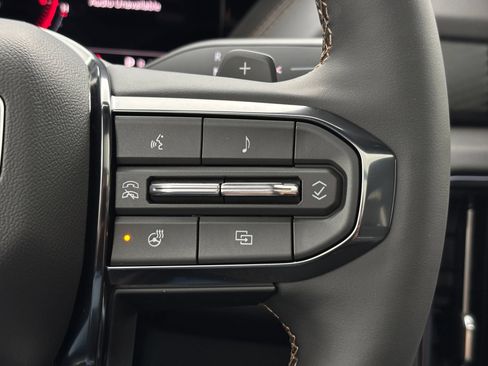 New 2026 GMC Yukon AT4 w/ AT4 Premium Plus Package AWD/4WD image 26