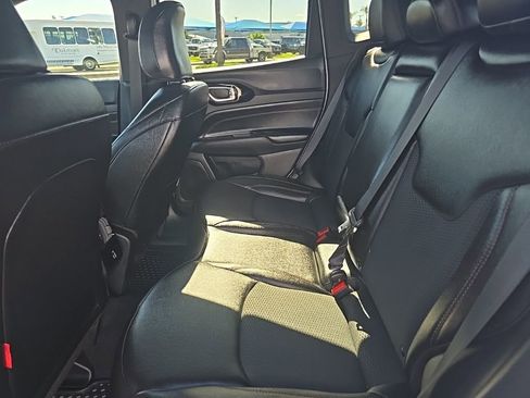 New 2026 Jeep Compass Trailhawk w/ Trailer Tow Group image 24