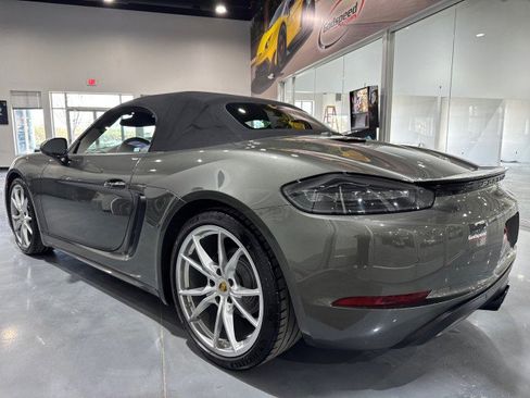 Used 2021 Porsche 718 Boxster image 41