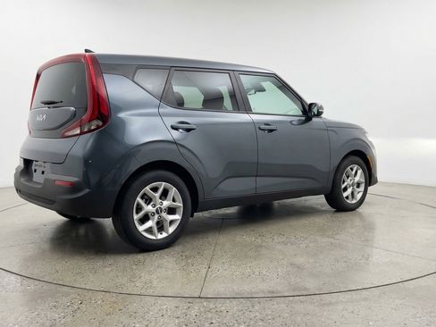 Used 2025 Kia Soul LX w/ LX Technology Package image 9