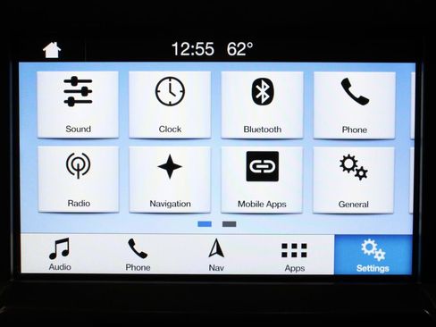 Used 2016 Ford F150 XLT w/ Equipment Group 302A Luxury AWD/4WD image 23