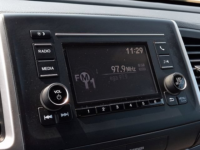 Used 2021 Honda Pilot LX image 18