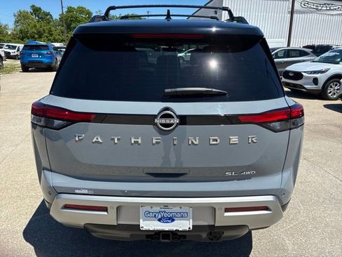 Used 2025 Nissan Pathfinder SL w/ SL Premium Package AWD/4WD image 7