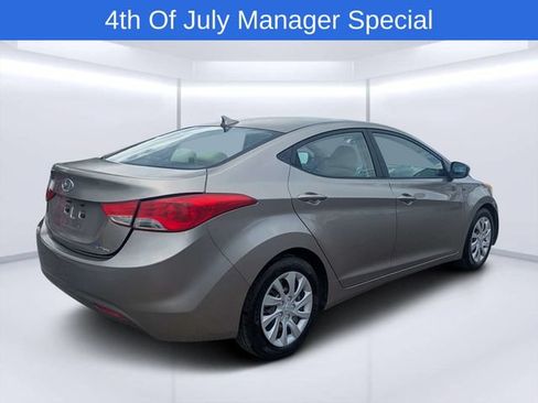 Used 2011 Hyundai Elantra GLS FWD image 3