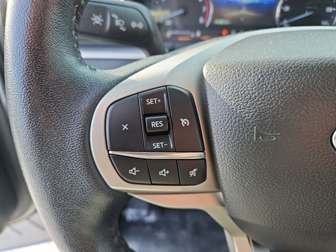 Used 2023 Ford Explorer XLT w/ Equipment Group 202A image 20