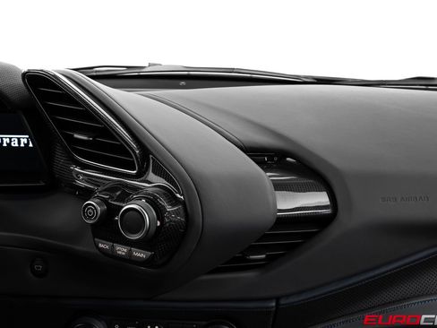 Used 2019 Ferrari 488 Pista Coupe RWD image 43