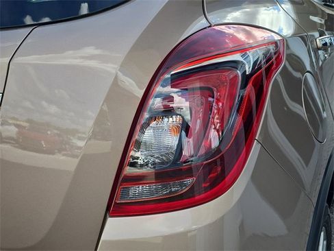 Certified 2019 Buick Encore Preferred w/ Safety Package image 7