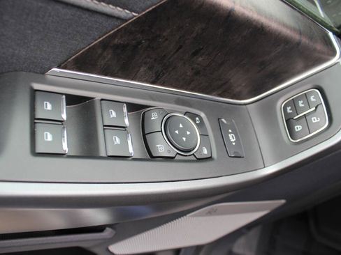 Used 2026 Ford F250 Lariat AWD/4WD image 20