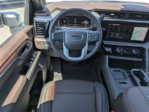 New 2025 GMC Sierra 2500 Denali w/ Denali Reserve Package image 19