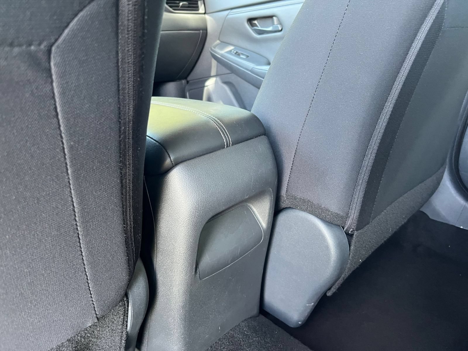 Used 2025 Nissan Sentra S FWD image 22