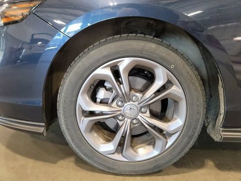 Used 2024 Honda Accord EX image 12