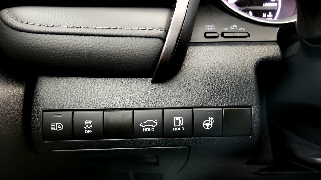 Certified 2024 Toyota Camry XLE w/ Cold Weather Package AWD/4WD image 32