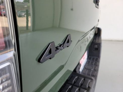 Used 2020 Toyota Tacoma TRD Pro AWD/4WD image 9