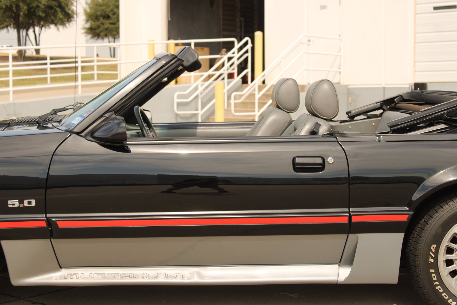 Used 1987 Ford Mustang GT RWD image 36