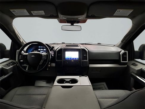 Used 2019 Ford F150 XLT w/ Equipment Group 302A Luxury image 11