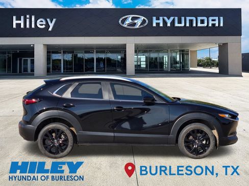 Used 2025 MAZDA CX-30 AWD 2.5 S w/ Select Sport Pkg image 3