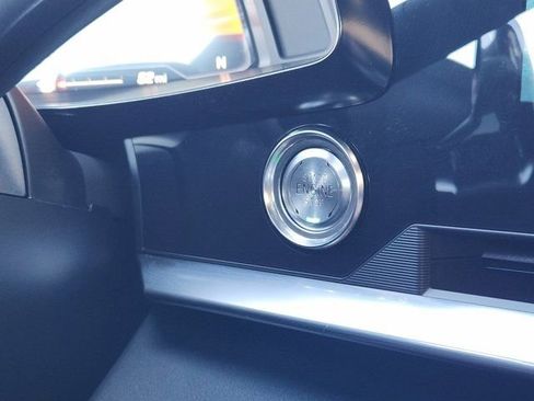 Used 2024 Chevrolet Corvette Stingray Preferred Conv w/ 2LT image 8