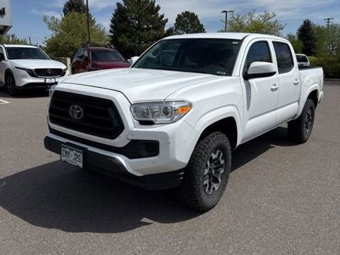 Used 2020 Toyota Tacoma SR AWD/4WD image 1