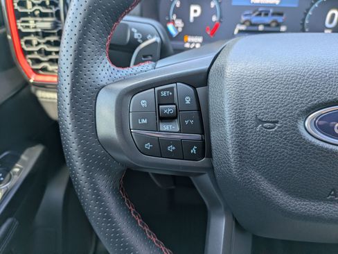 Certified 2025 Ford Ranger Raptor AWD/4WD image 29