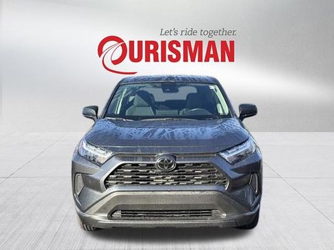 Used 2024 Toyota RAV4 LE image 6