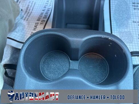 Used 2021 Chevrolet Bolt LT image 31