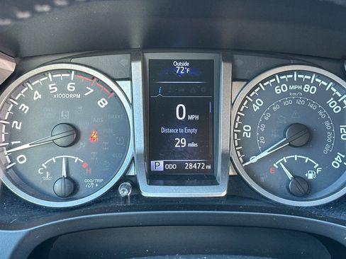 Used 2019 Toyota Tacoma SR5 image 36