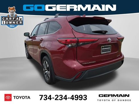 Used 2023 Toyota Highlander XLE image 10