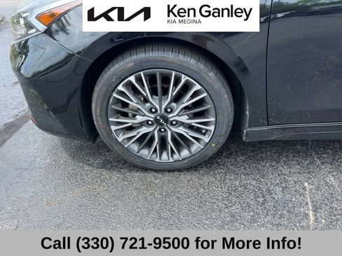 Certified 2023 Kia Forte GT-Line w/ GT-Line Premium Package FWD image 17