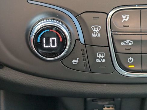 Used 2023 Chevrolet Traverse RS w/ LPO, Floor Liner Package FWD image 23