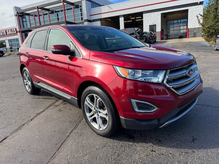 Used 2018 Ford Edge Titanium w/ Technology Package FWD image 7