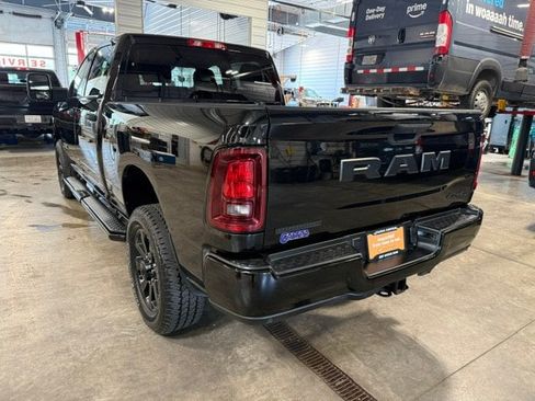 Used 2025 RAM 2500 Big Horn AWD/4WD image 27