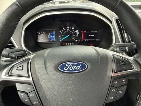 Used 2020 Ford Edge SEL AWD/4WD image 12