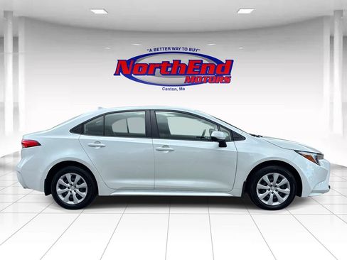 Used 2024 Toyota Corolla LE FWD image 8