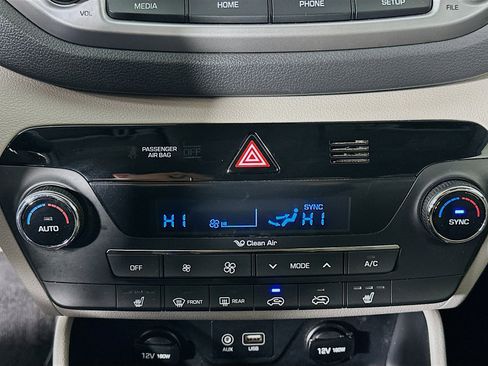 Used 2018 Hyundai Tucson Sport image 23