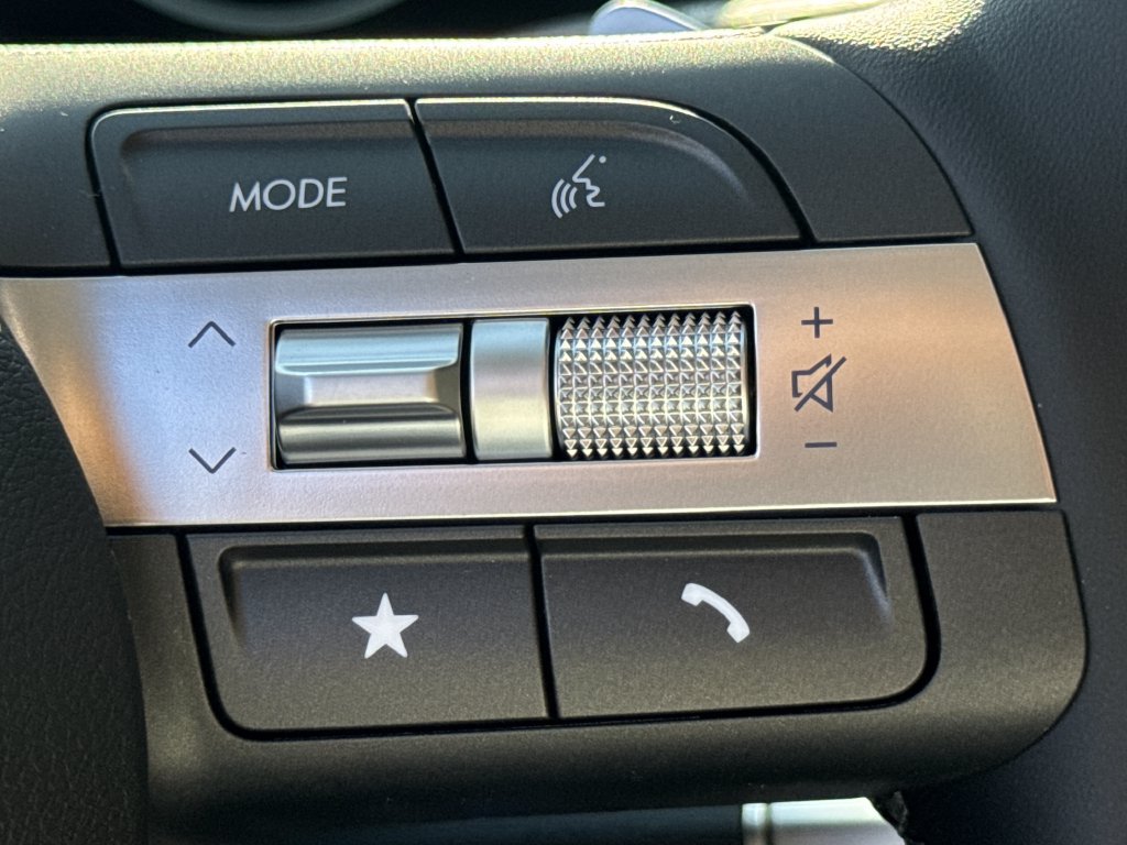 New 2026 Hyundai Kona Limited FWD image 25
